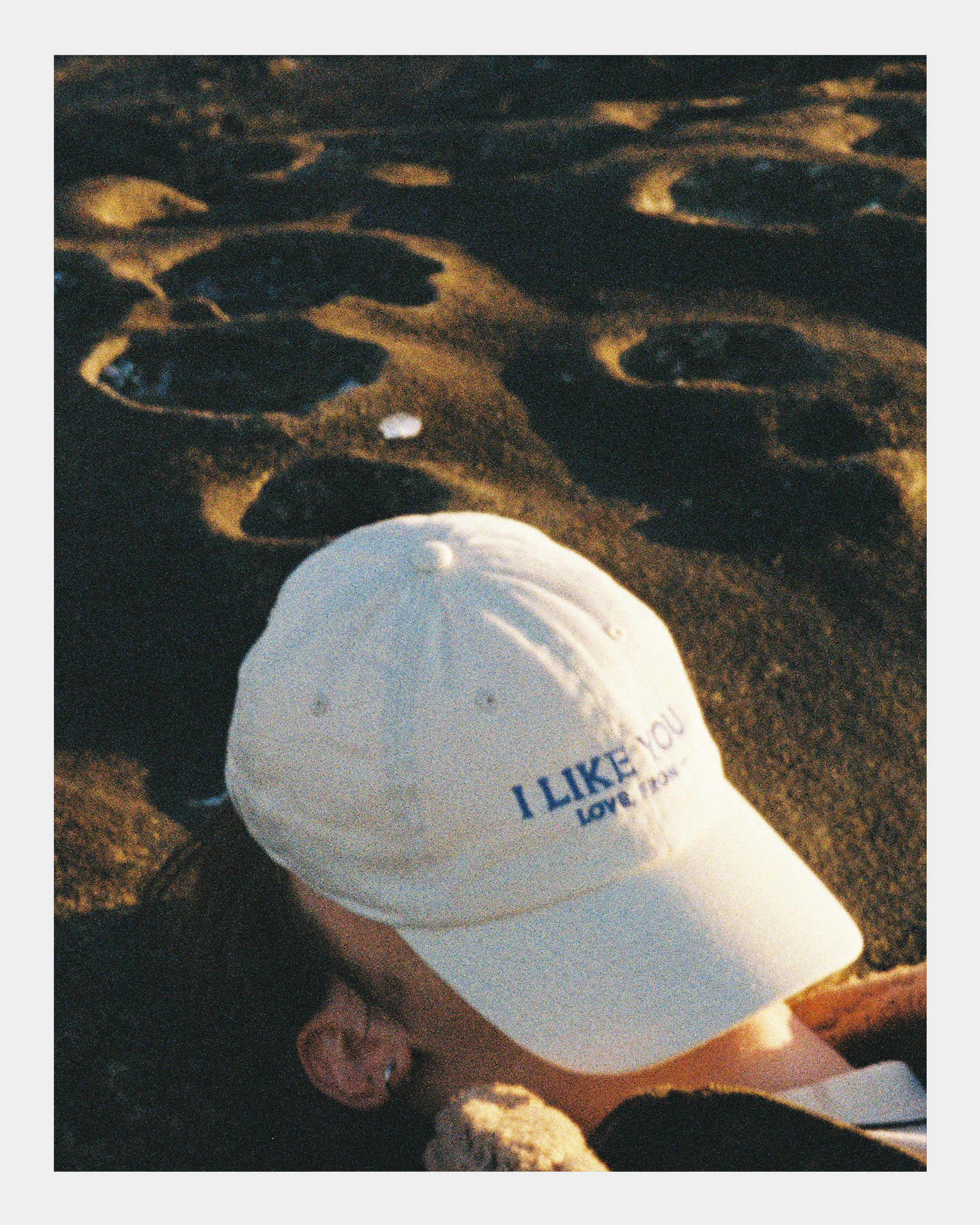 ILY HAT - OFF WHITE